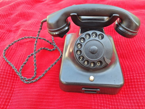 Ddr telefon mit wählscheibe - mit,