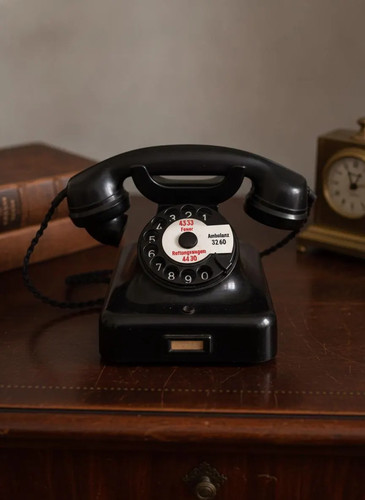 Rare black bakelite rotary - rare,