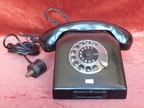 Altes schwarzes telefon - altes,